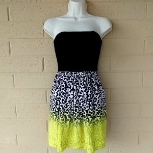 NWOT - Strapless Mini Dress - Size Small